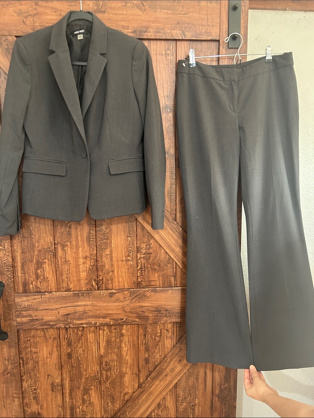 Nine West Women's Black Two-Piece Pantsuit — Tailored Blazer & Wide-Leg Pants